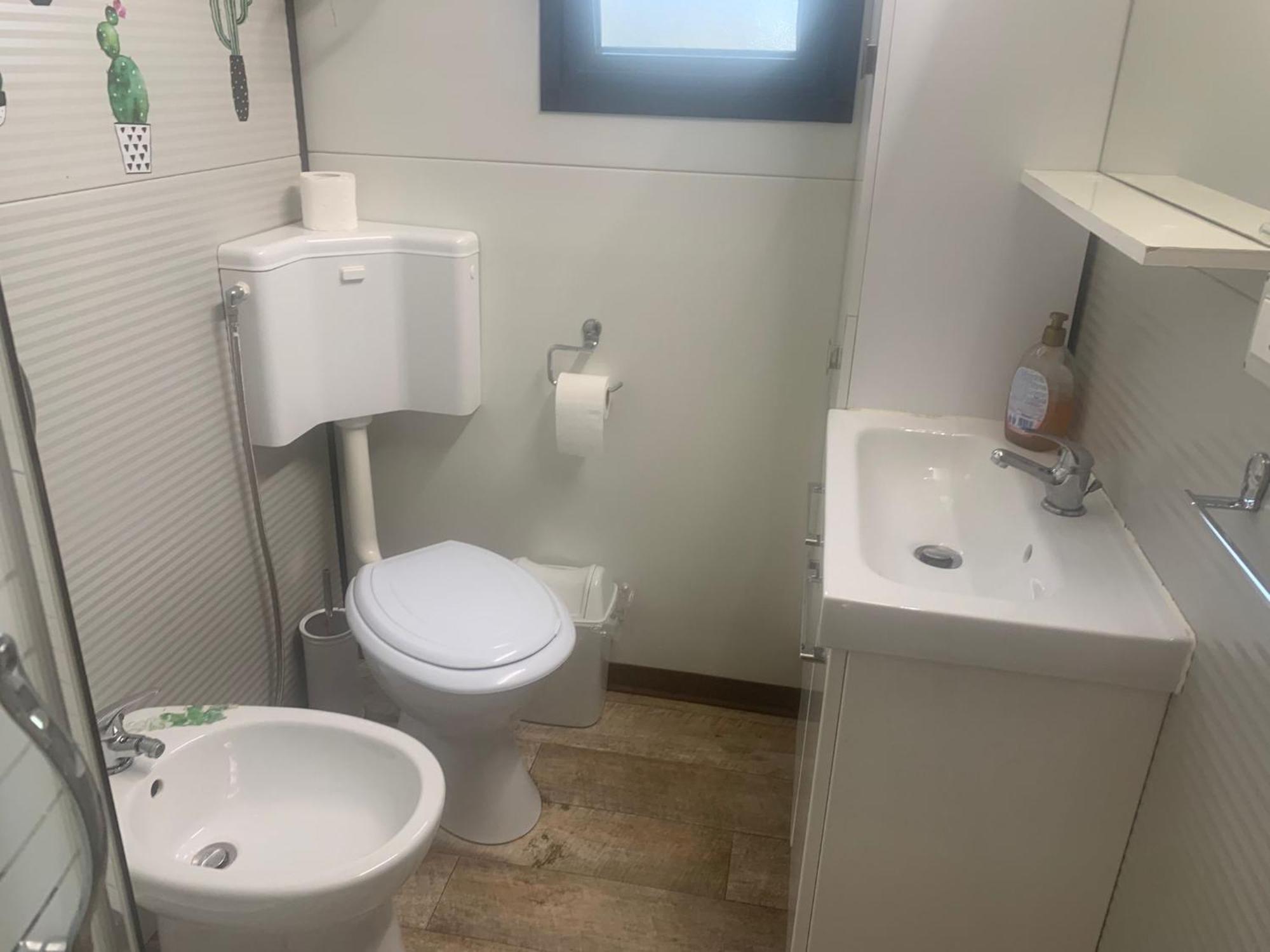 Houseboat Sardinia Suite กาญารี ภายนอก รูปภาพ